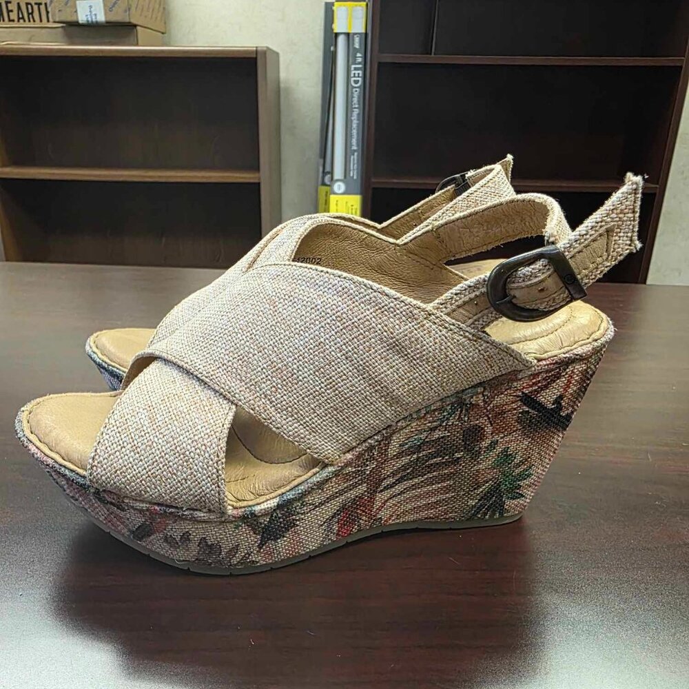 Beautiful Born Wedge